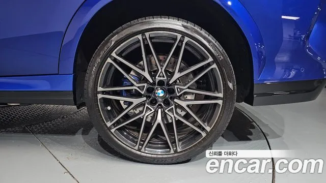 BMW X6M 2022 — фото 6