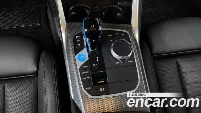 BMW i4 2023 — фото 12