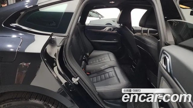 BMW i4 2023 — фото 17