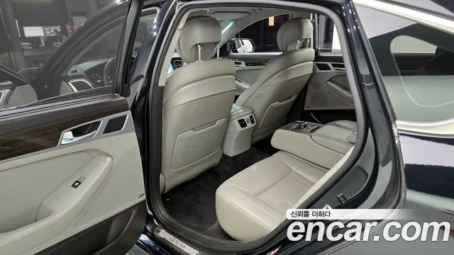Hyundai Genesis 2016 — фото 18