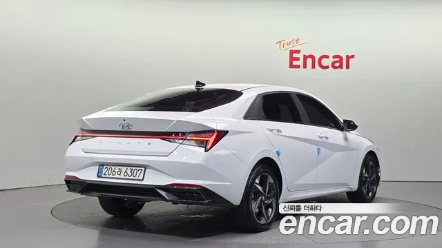 Hyundai AVANTE 2022 — фото 2