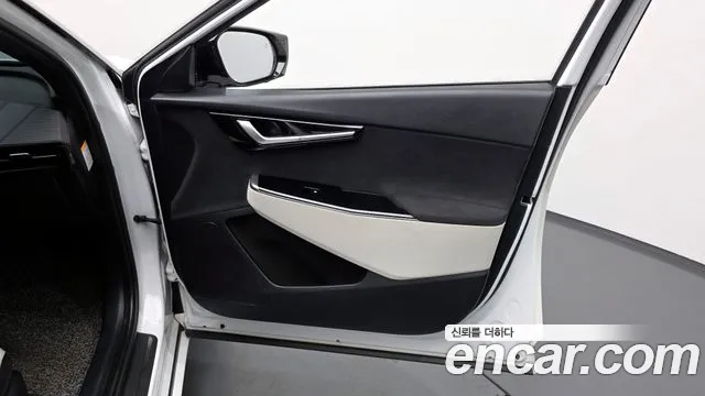 Kia EV6 2022 — фото 15