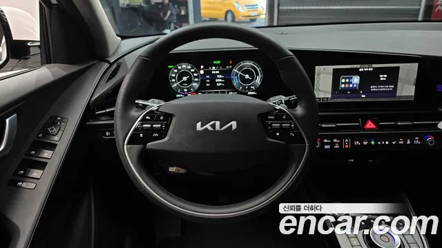 Kia Niro 2024 — фото 13