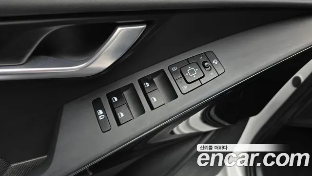 Kia Niro 2024 — фото 17