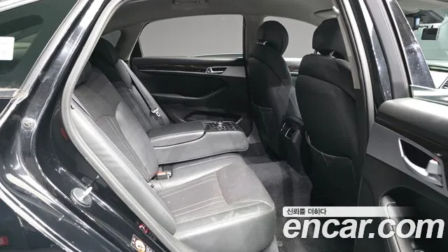 Hyundai Genesis 2015 — фото 18