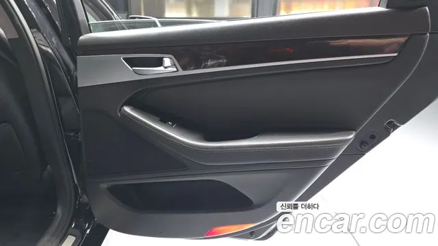 Hyundai Genesis 2015 — фото 15