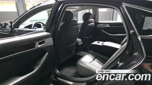 Hyundai Genesis 2015 — фото 16