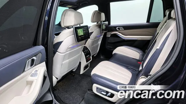 BMW X7 2019 — фото 12