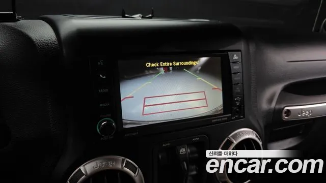 Jeep Wrangler 2012 — фото 14