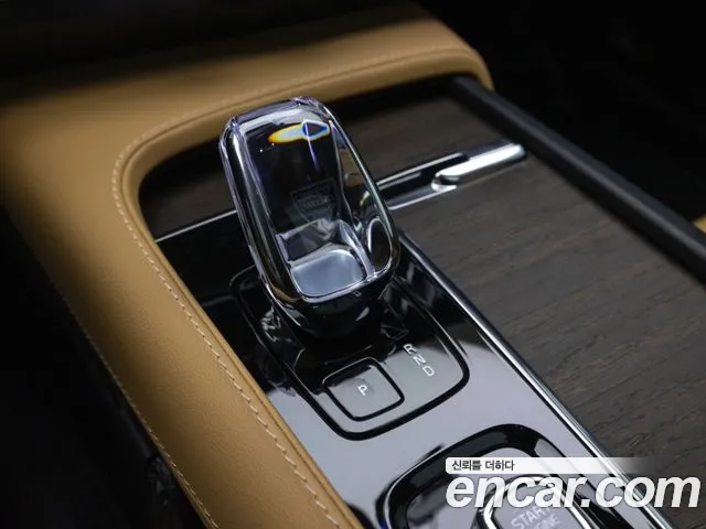 Volvo V90 2023 — фото 12