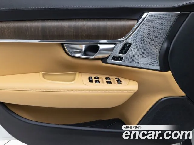 Volvo V90 2023 — фото 15