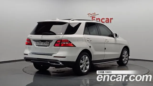 Mercedes-Benz M-class 2015 — фото 1
