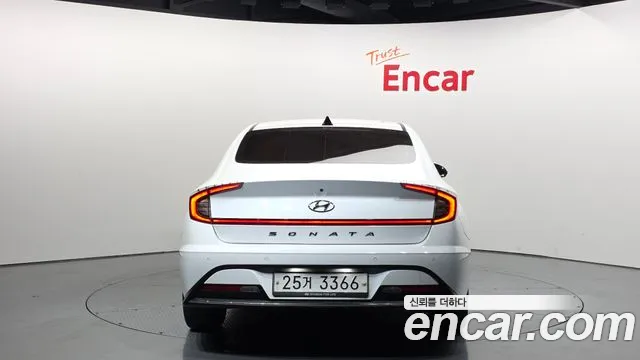 Hyundai Sonata 2020 — фото 4
