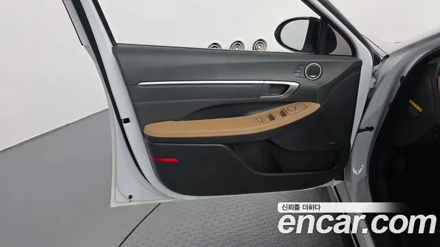 Hyundai Sonata 2020 — фото 14