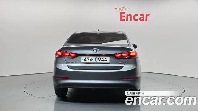 Hyundai AVANTE 2016 — фото 4