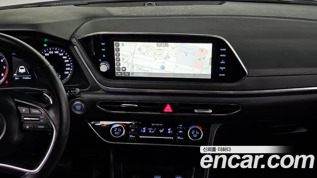Hyundai Sonata 2022 — фото 19