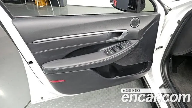 Hyundai Sonata 2022 — фото 13