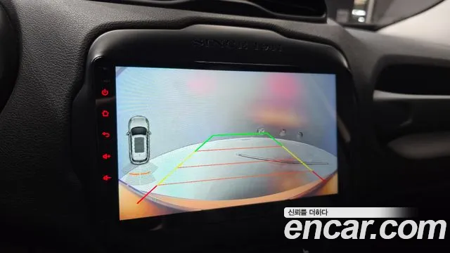 Jeep Renegade 2016 — фото 14