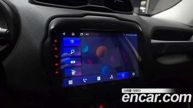 Jeep Renegade 2016 — фото 16