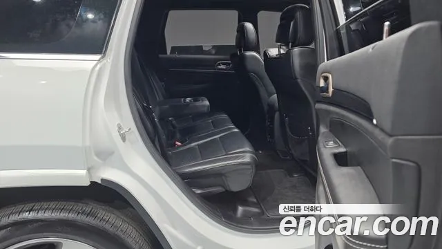 Jeep Cherokee 2015 — фото 12