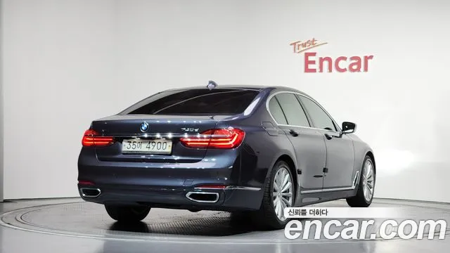 BMW 7-Series 2016 — фото 2