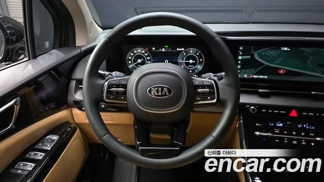 Kia Canival 2021 — фото 13