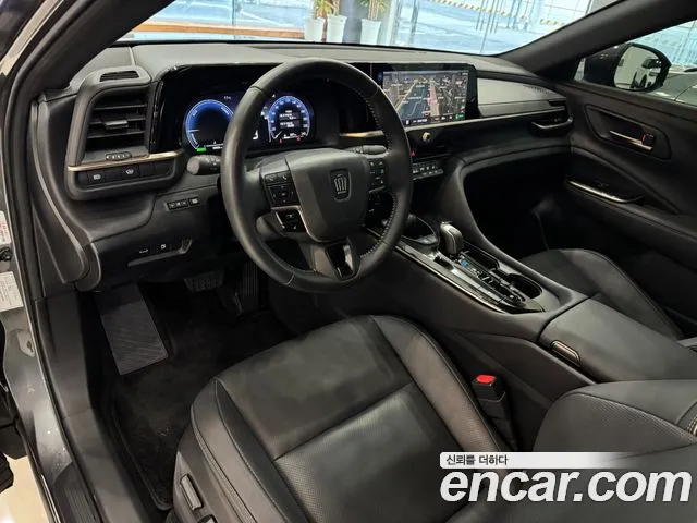 Toyota Crown 2024 — фото 10