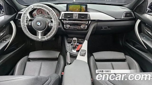 BMW 3-Series 2018 — фото 10