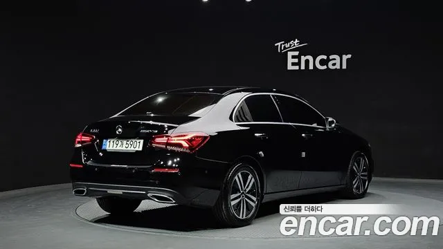 Mercedes-Benz A-Class 2021 — фото 2
