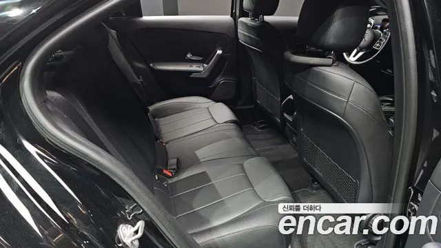 Mercedes-Benz A-Class 2021 — фото 17