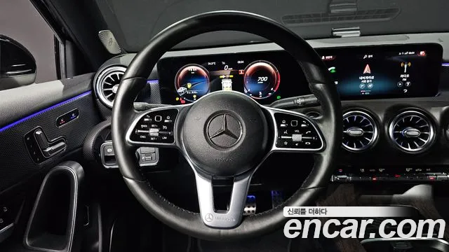 Mercedes-Benz A-Class 2021 — фото 19