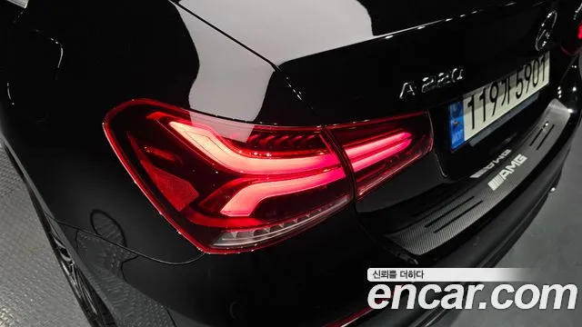 Mercedes-Benz A-Class 2021 — фото 9