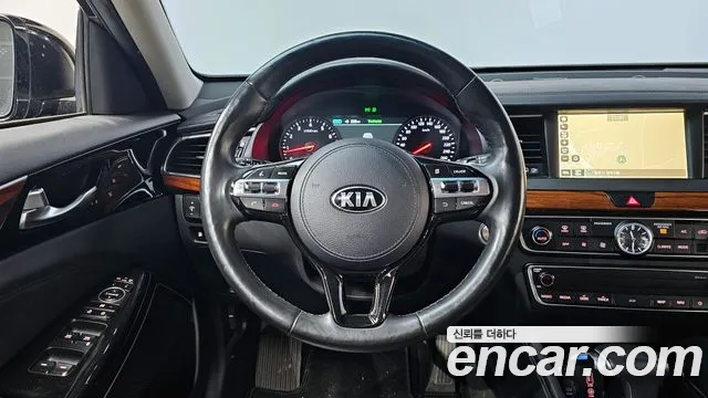Kia K7 2017 — фото 12
