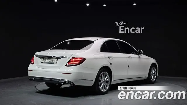 Mercedes-Benz E-Class 2019 — фото 2