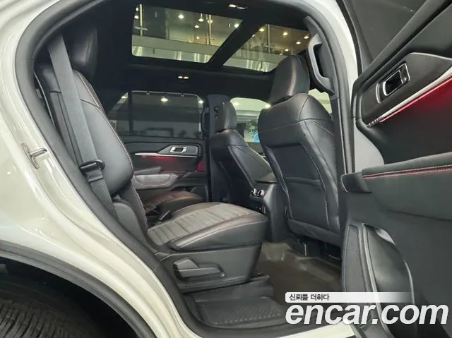Ford Explorer 2025 — фото 15