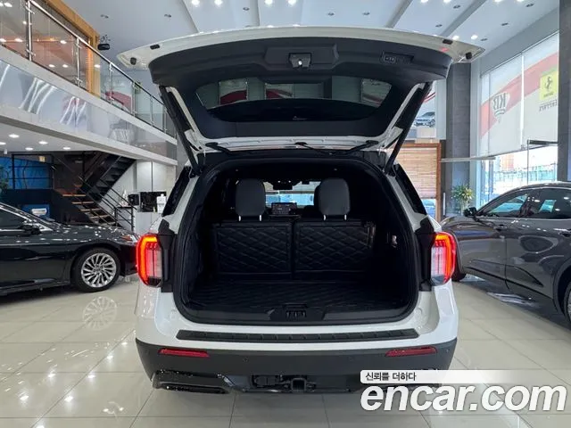 Ford Explorer 2025 — фото 20