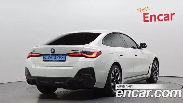BMW i4 2024 — фото 2