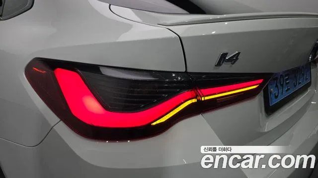 BMW i4 2024 — фото 9