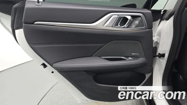 BMW i4 2024 — фото 15