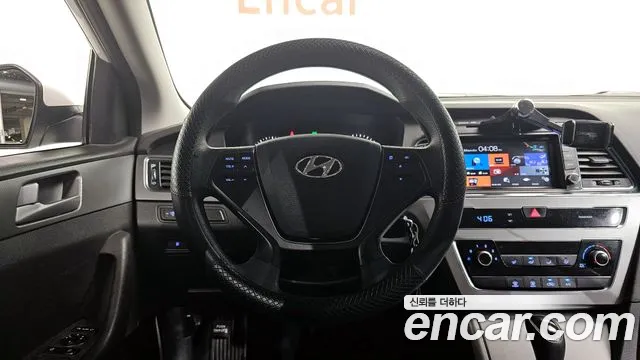 Hyundai Sonata 2015 — фото 12