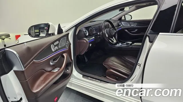 Mercedes-Benz CLS-Class 2019 — фото 10