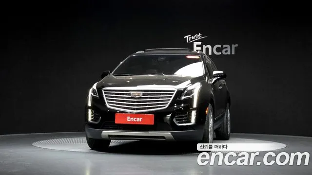 Cadillac XT5 2019 — фото 2