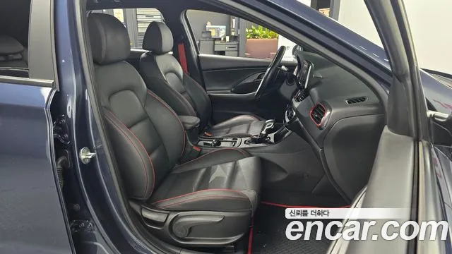 Hyundai i30 2019 — фото 10