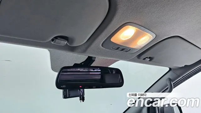 Hyundai Starex 2018 — фото 15