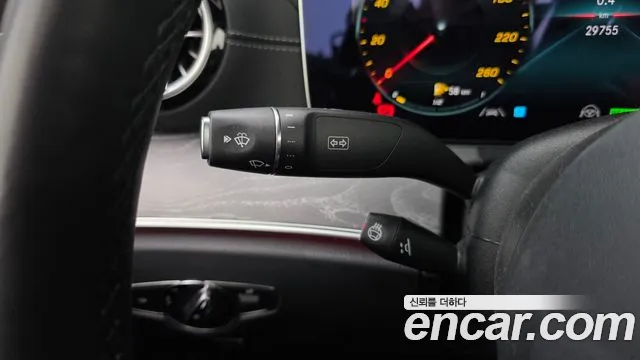Mercedes-Benz E-Class 2022 — фото 16