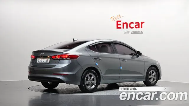 Hyundai AVANTE 2017 — фото 2