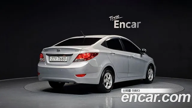 Hyundai Accent 2014 — фото 2