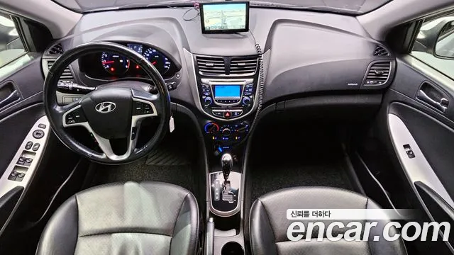 Hyundai Accent 2014 — фото 10