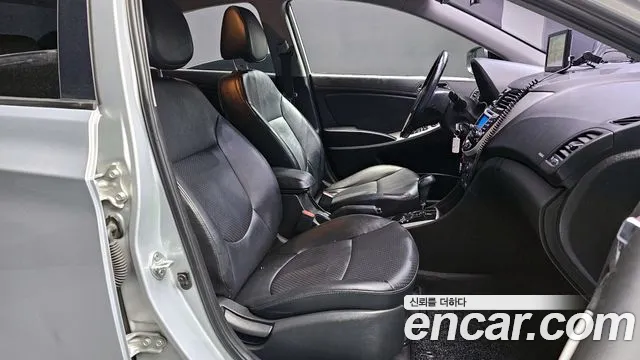 Hyundai Accent 2014 — фото 16