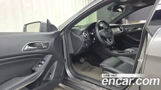Mercedes-Benz CLA-Class 2017 — фото 10